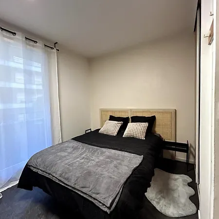 Piece Apartment